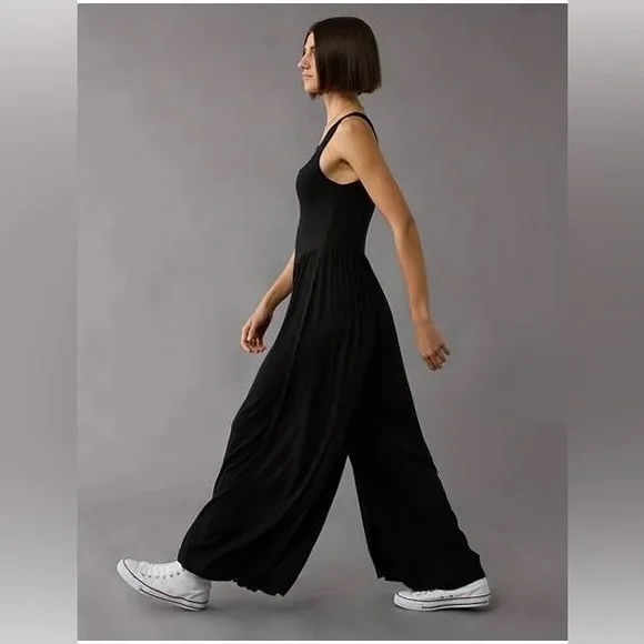 AE Soft & Sexy High Neck Jumpsuit (L) - Picture 2 of 8